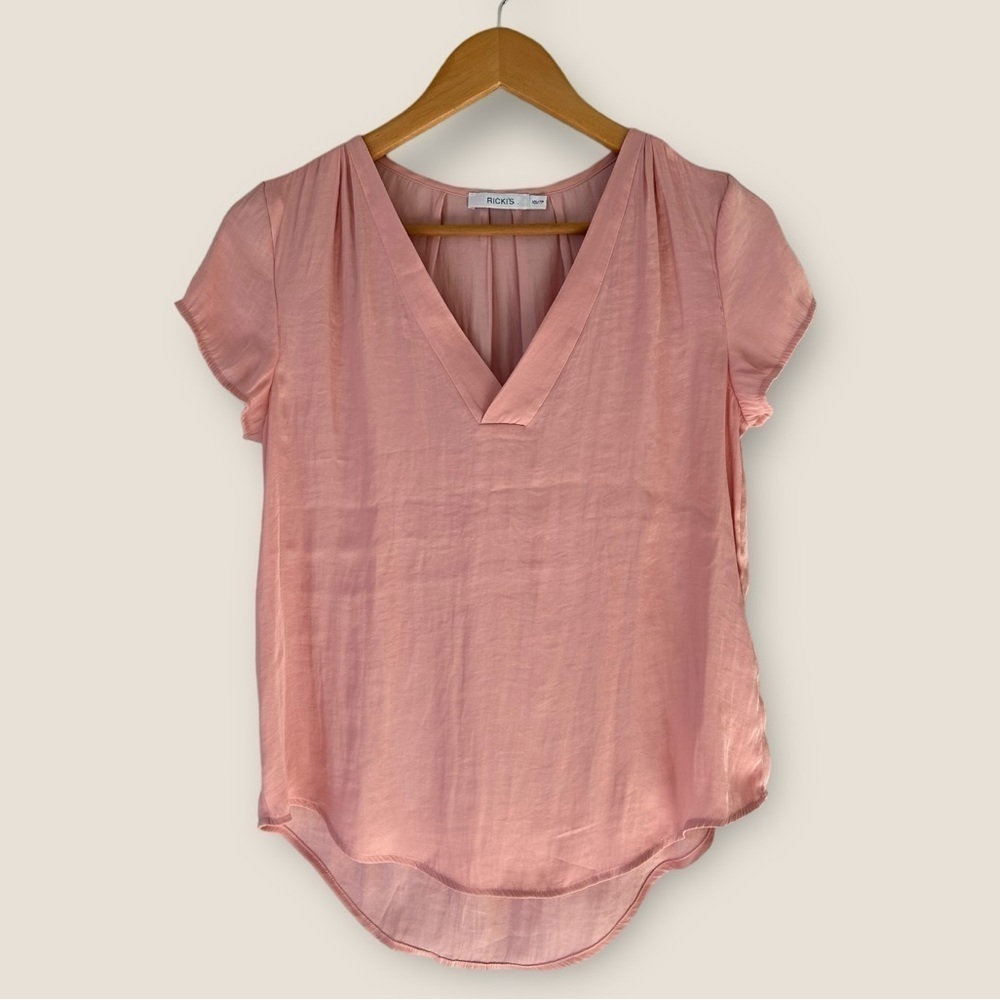 Ricki's V-Neck Short Sleeve Top XS